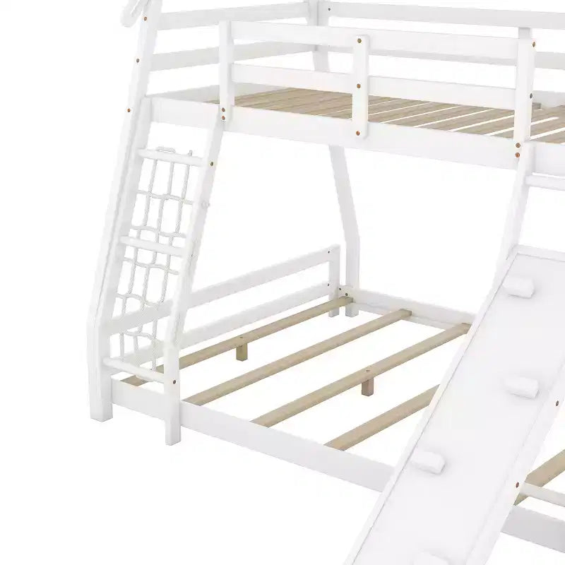 Letto a castello matrimoniale/Queen naturale/bianco con rampa per arrampicata, 2 posti letto