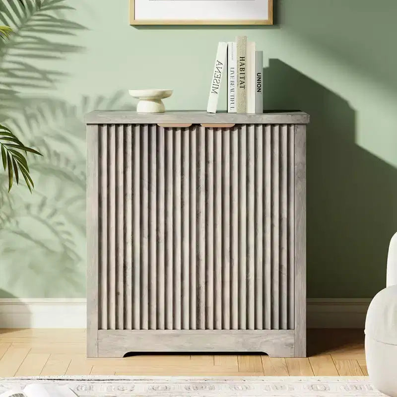 Mobile credenza a 2 ante con scanalature, color rovere/legno chiaro antico